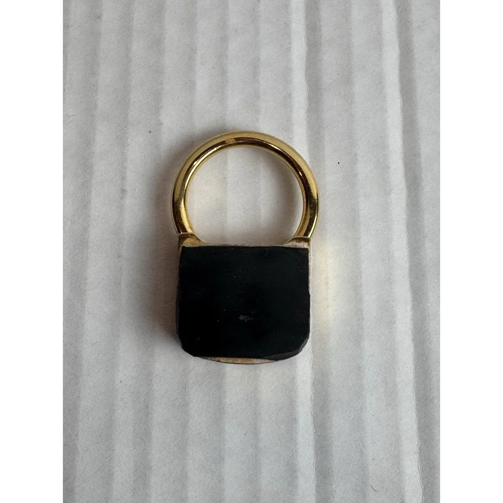 Vintage BMW Enamel Metal Pull Apart Cable Key Chain Ring